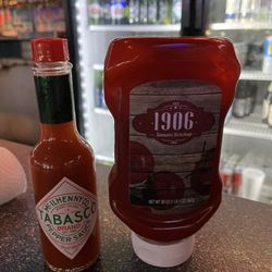 Bronco's Sports Bar & Grill - The right Condiments
