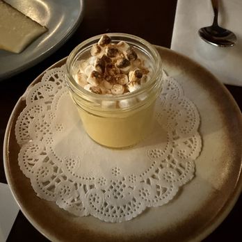 A Different Beast - Cremeux helado de chocolate blanco - Tapas/Small Plates Near Me - Las Vegas, Nevada A Different Beast - Cremeux helado de chocolate blanco - Tapas/Small Plates Near Me - Las Vegas, Nevada