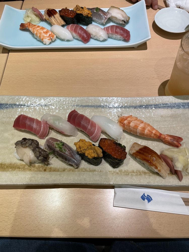 Sushisei Tōkyō Eki Grand roof