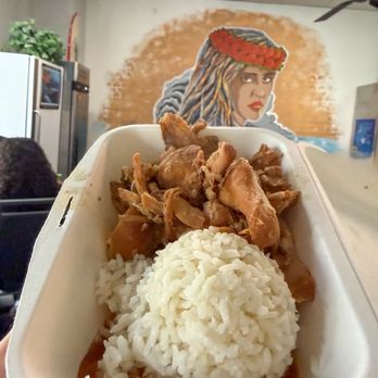 Local Boyz Hawaiian Cafe - Hawaiian Near Me - Corvallis, Oregon