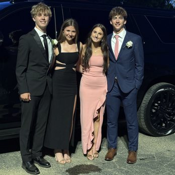 On-Time Car Services - Prom Night - Town Car Service Near Me - Charlotte, North Carolina On-Time Car Services - Prom Night - Town Car Service Near Me - Charlotte, North Carolina