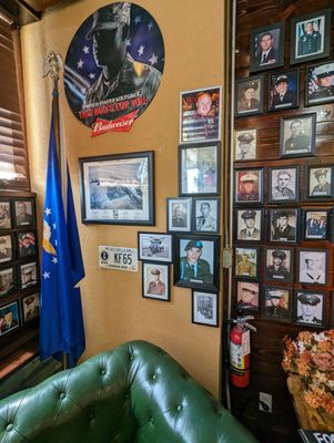 B-52s American Bar & Grill by null