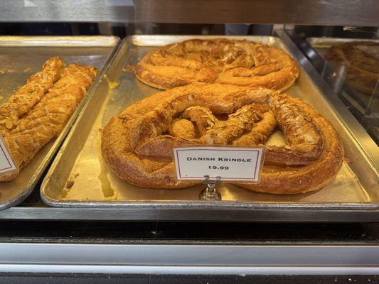 Larsen's Bakery by null