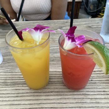 Dukunoo - Rum punch and ginger lemonade - Caribbean Near Me - Miami, Florida Dukunoo - Rum punch and ginger lemonade - Caribbean Near Me - Miami, Florida