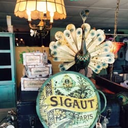 Divine Escape - Home Decor and Gifts