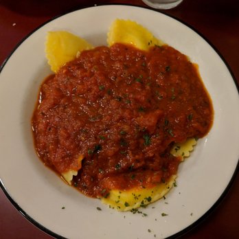 Alongi's Italian Restaurant - Cheese Ravioli - Italian Near Me - Du Quoin, Illinois Alongi's Italian Restaurant - Cheese Ravioli - Italian Near Me - Du Quoin, Illinois