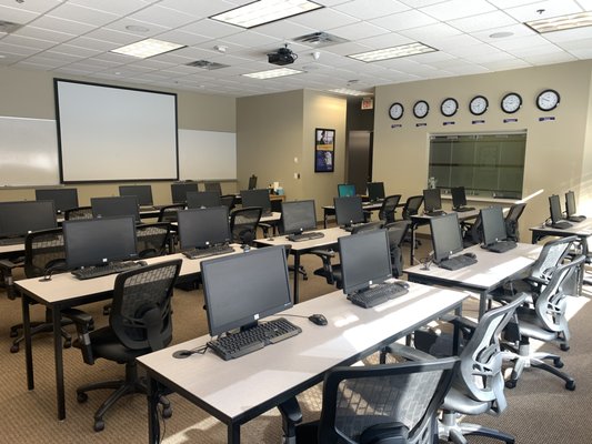 ONLINE TRADING ACADEMY MINNEAPOLIS - 15 Photos & 13 Reviews - 7900 ...