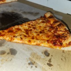 Mama Mai’s Pizza