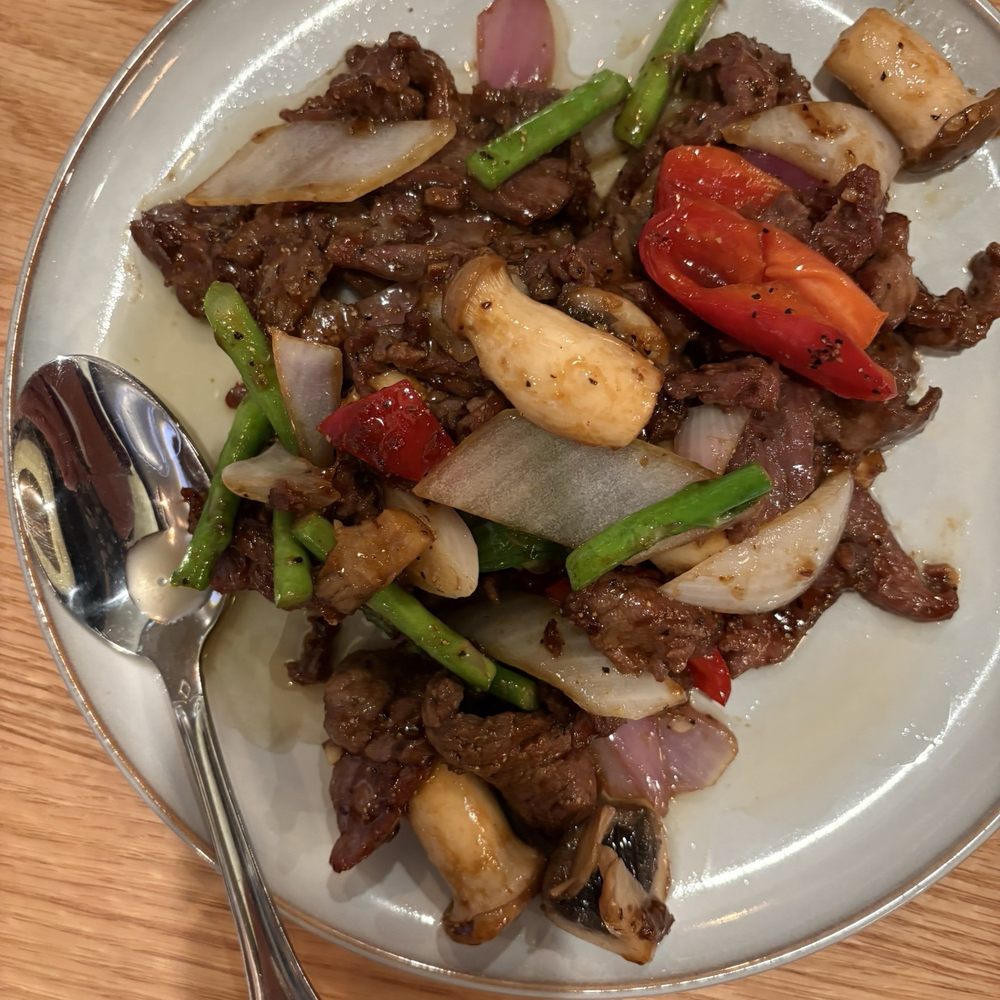 Chef Liu's Kitchen - Black Pepper Beef with Mushroom - Szechuan Near Me - Aurora, Colorado Chef Liu's Kitchen - Black Pepper Beef with Mushroom - Szechuan Near Me - Aurora, Colorado