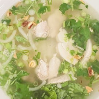 LeQuy Restaurant - Chicken thigh pho - Vietnamese Near Me - San Francisco, California