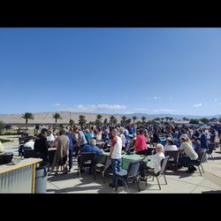 Northgate Community Church - Friendship Sunday was outdoors, followed by a community potluck!