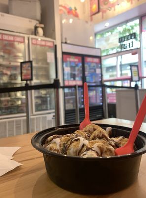 Scoop Deville South St by null
