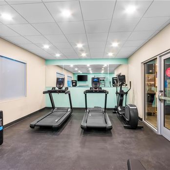 Tru by Hilton Pensacola I-10 North Davis Highway - Health club fitness center gym - Hotels Near Me - Pensacola, Florida Tru by Hilton Pensacola I-10 North Davis Highway - Health club fitness center gym - Hotels Near Me - Pensacola, Florida