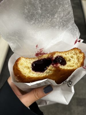 Blackbird Doughnuts Beacon Hill by null