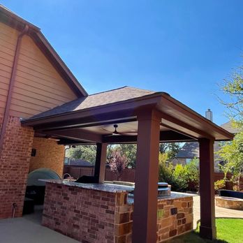 Construction Solutions - Matched the outdoor kitchen to the house for a seamless look. - Decks & Railing Near Me - Liberty Hill, Texas Construction Solutions - Matched the outdoor kitchen to the house for a seamless look. - Decks & Railing Near Me - Liberty Hill, Texas