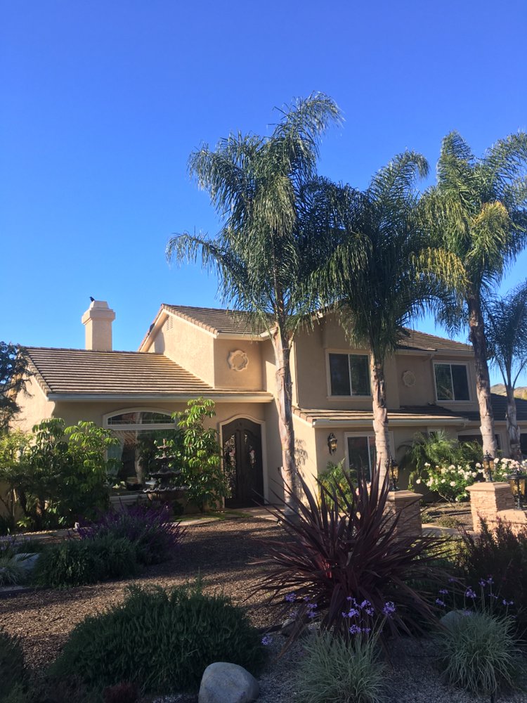 Slide of 805 Construction & Roofing