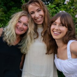 SpectacularSkin - Meet our SpectacularSkin team!
