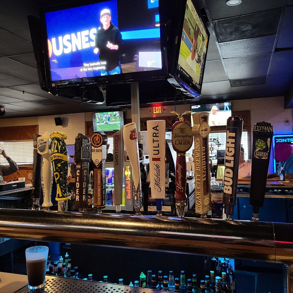 Connolly's Sports Bar & Grill Image