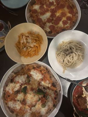 Serafina Downtown Miami | Italian Restaurant & Wine Bar by null