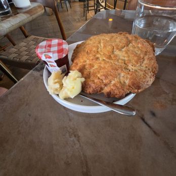 Café Maud - Scone - Cafes Near Me - New York, New York Café Maud - Scone - Cafes Near Me - New York, New York