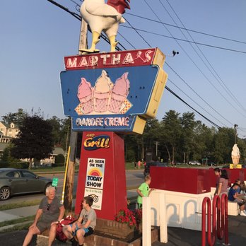 Martha's Dandee Creme - Ice Cream & Frozen Yogurt Near Me - Queensbury, New York