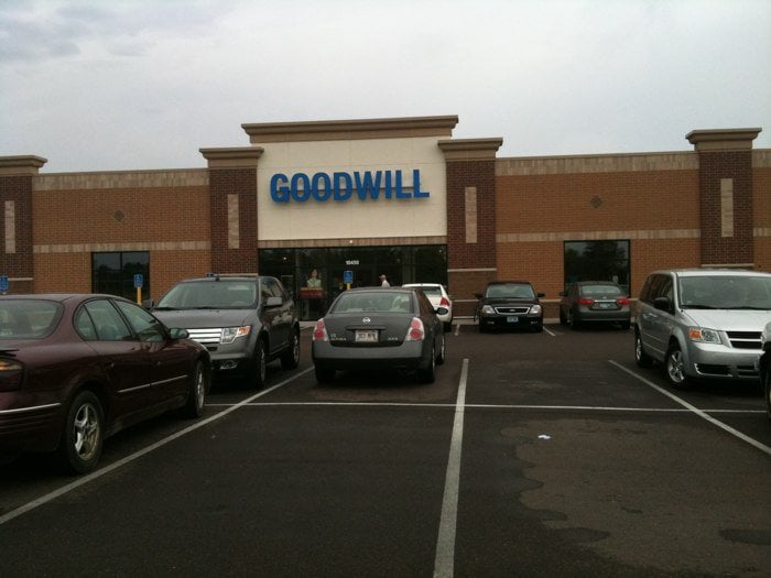 GOODWILL WOODBURY 9885 Hudson Pl, Woodbury, MN Yelp