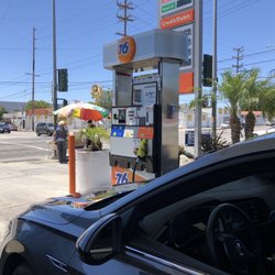United Oil 76 - Pricey fuel 2021