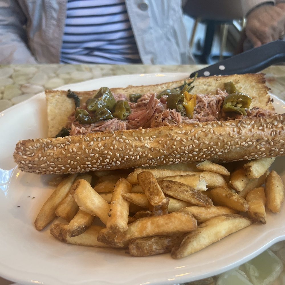 VK Brewing Co. & Eatery - Roasted pork so amazing - Brewpubs Near Me - Exton, Pennsylvania