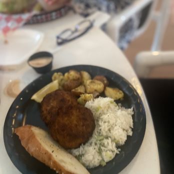 Seafood Atlantic - Crab Cakes - Seafood Near Me - Cape Canaveral, Florida Seafood Atlantic - Crab Cakes - Seafood Near Me - Cape Canaveral, Florida