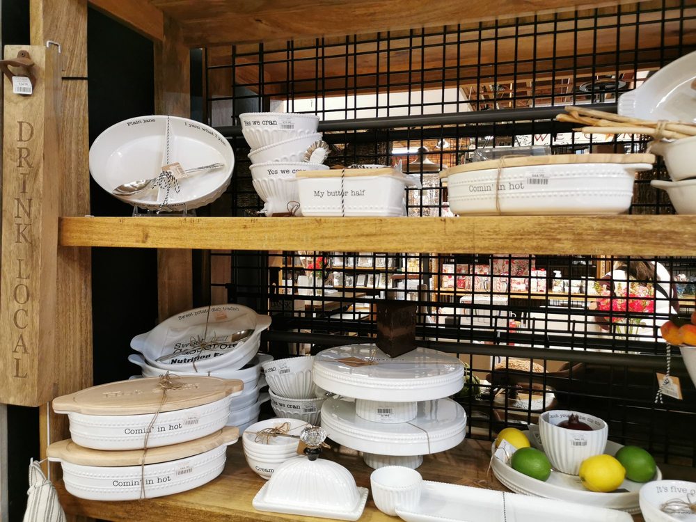 PETER ANDREWS Updated September 2024 20 Photos & 29 Reviews 46