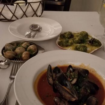 L'Escargot - French Near Me - Carmel, California L'Escargot - French Near Me - Carmel, California