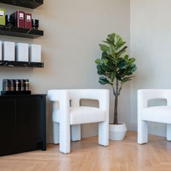 Kroma Salon