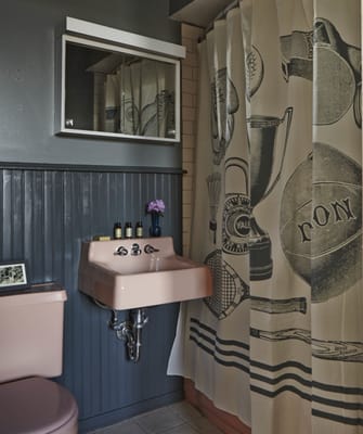 The Arnold House by null