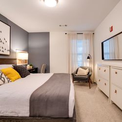 The Ledges Apartments - Cozy Bedroom