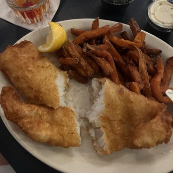 Glen Park Tavern - Fish fry and sweet potatoes. - American Near Me - Williamsville, New York Glen Park Tavern - Fish fry and sweet potatoes. - American Near Me - Williamsville, New York