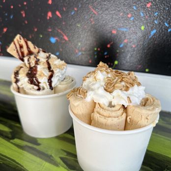 Creamy Rolls - two cups of ice cream with toppings - Ice Cream & Frozen Yogurt Near Me - Manchester, Connecticut