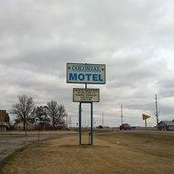 Colonial Inn Motel