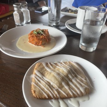 Rize Carmel - Fried potato & fig pop tart - Breakfast & Brunch Near Me - Carmel, Indiana