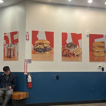For The Win - Inside - Burgers Near Me - Alhambra, California