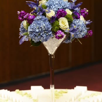 BBA Flowers and Events - Placecard table centerpiece - Florists Near Me - Norridge, Illinois