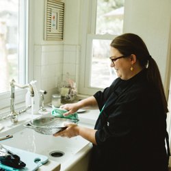 Dinner Elf - 6. We clean up so your kitchen sparkles.