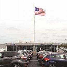 Exterior photo of Roberts Motors - Alton, Illinois Exterior photo of Roberts Motors - Alton, Illinois
