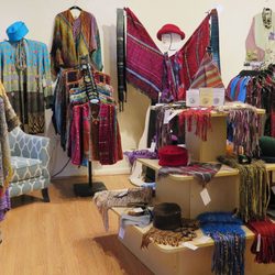 Artemisia Artwear - Step into the colorful world of Artemisia, where you'll find something special for every day and any occasion!