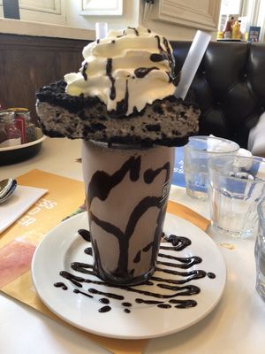 Byron - Covent Garden by null