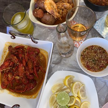 Rockin Crawfish - Medium Rocking combo - Cajun/Creole Near Me - San Pablo, California