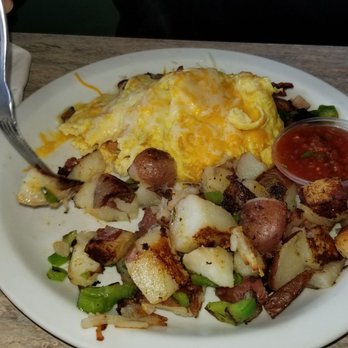 Cafe 101 - Meat lover's omelette stuffed with bacon, linguisa ham & sausage with country potatoes & toast. Salsa is fresh! - American Near Me - Coalinga, California Cafe 101 - Meat lover's omelette stuffed with bacon, linguisa ham & sausage with country potatoes & toast. Salsa is fresh! - American Near Me - Coalinga, California