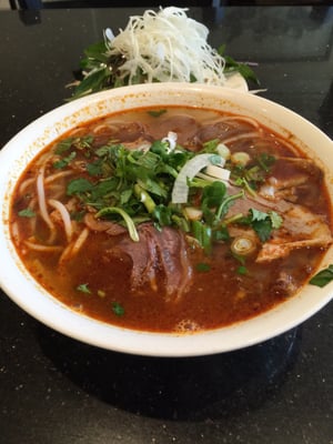 Pho Linh by null