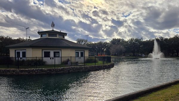 Daffin Park by null