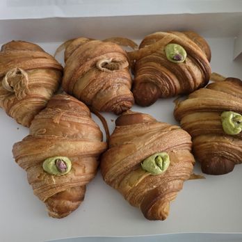Alida's Bakery - Pistachio and Biscoff cream croissants. - Bakeries Near Me - Everett, Washington Alida's Bakery - Pistachio and Biscoff cream croissants. - Bakeries Near Me - Everett, Washington