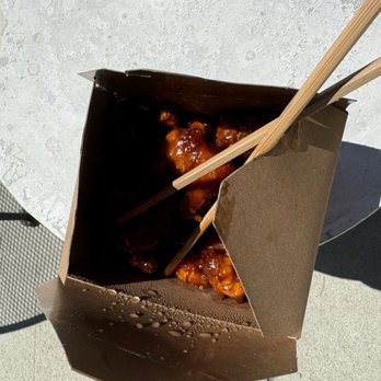 Mi Kitchen - KPop Chicken - Tapas Bars Near Me - Franklin, Tennessee